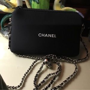 chanel 6 REAL neoprene makeup bag/added chain/flat black material. Have 6